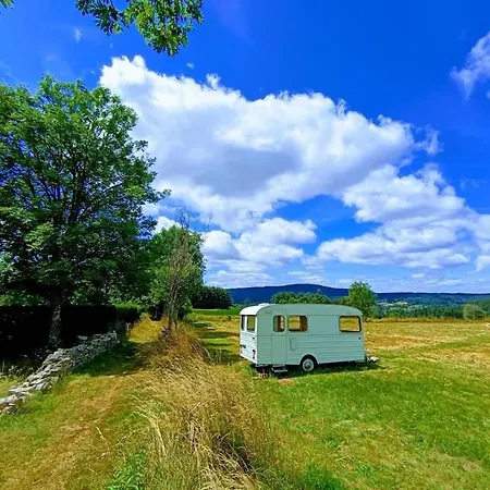 Campsite Caravane Vintage Insolite Avec Jacuzzi Au Calme